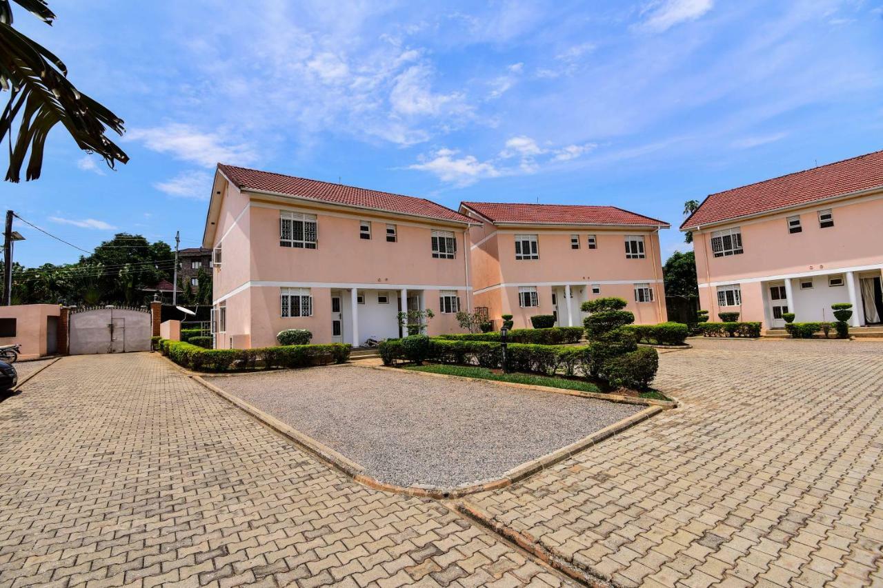 Crane Serviced Apartments Entebbe Exterior photo